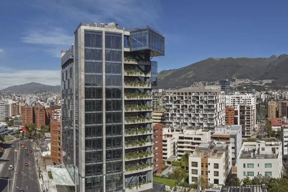 Parque Metropolitano Guangüiltagua. A solo 1 km del Go Quito Hotel