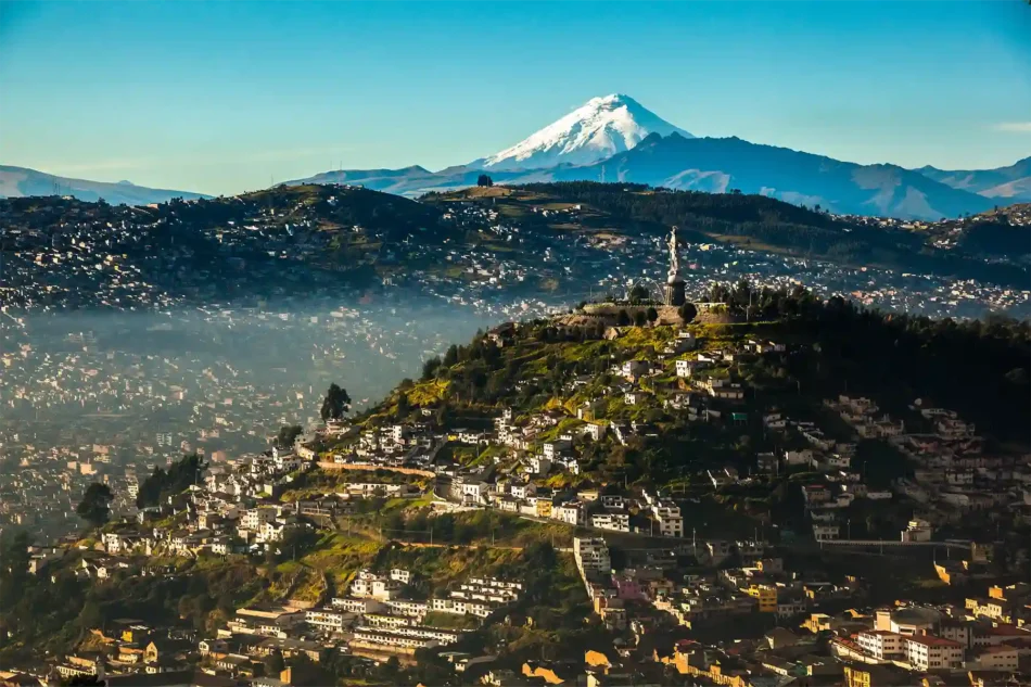 Parque Itchimbía. A solo 5km de Go Quito Hotel.